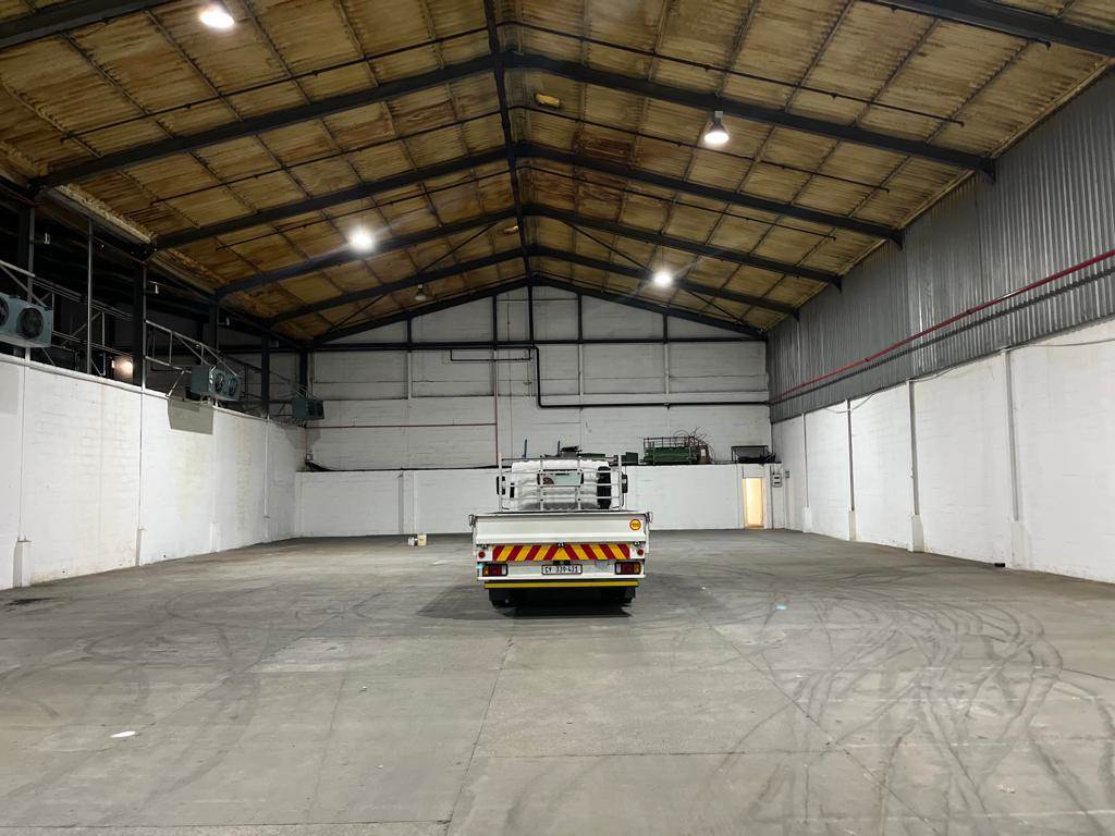 2828  m² Industrial space in Dal Josafat photo number 3