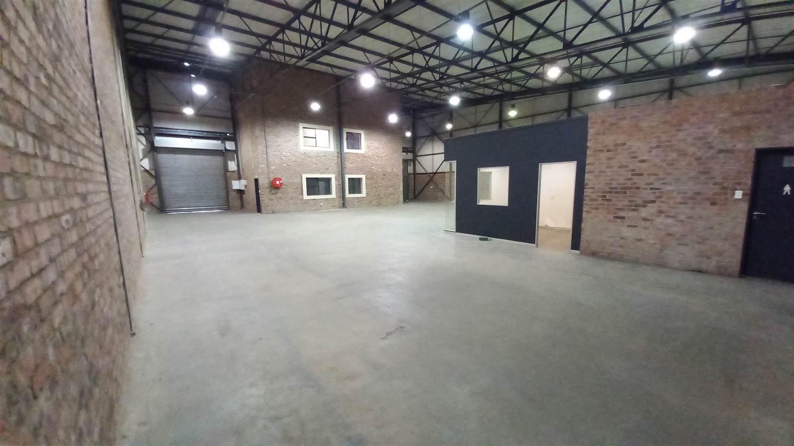 640  m² Industrial space in Laser Park photo number 10