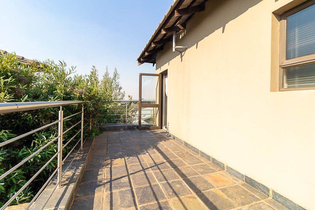3 Bed Duplex in Eye of Africa photo number 25