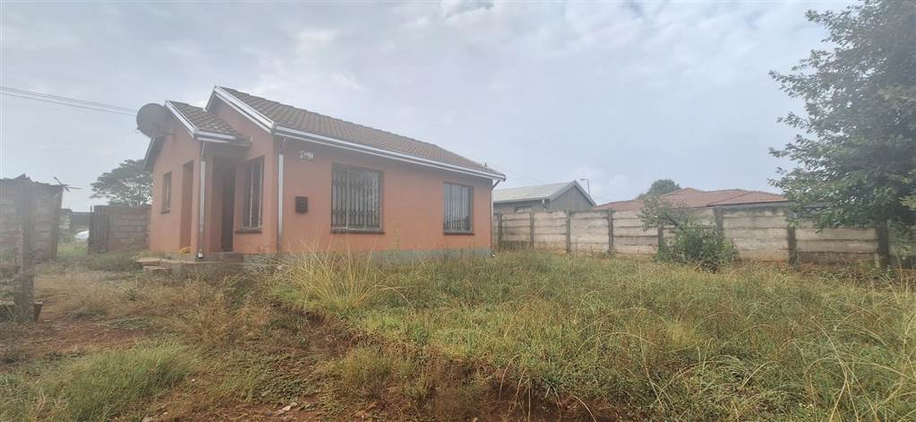 2 Bed House in Etwatwa photo number 5