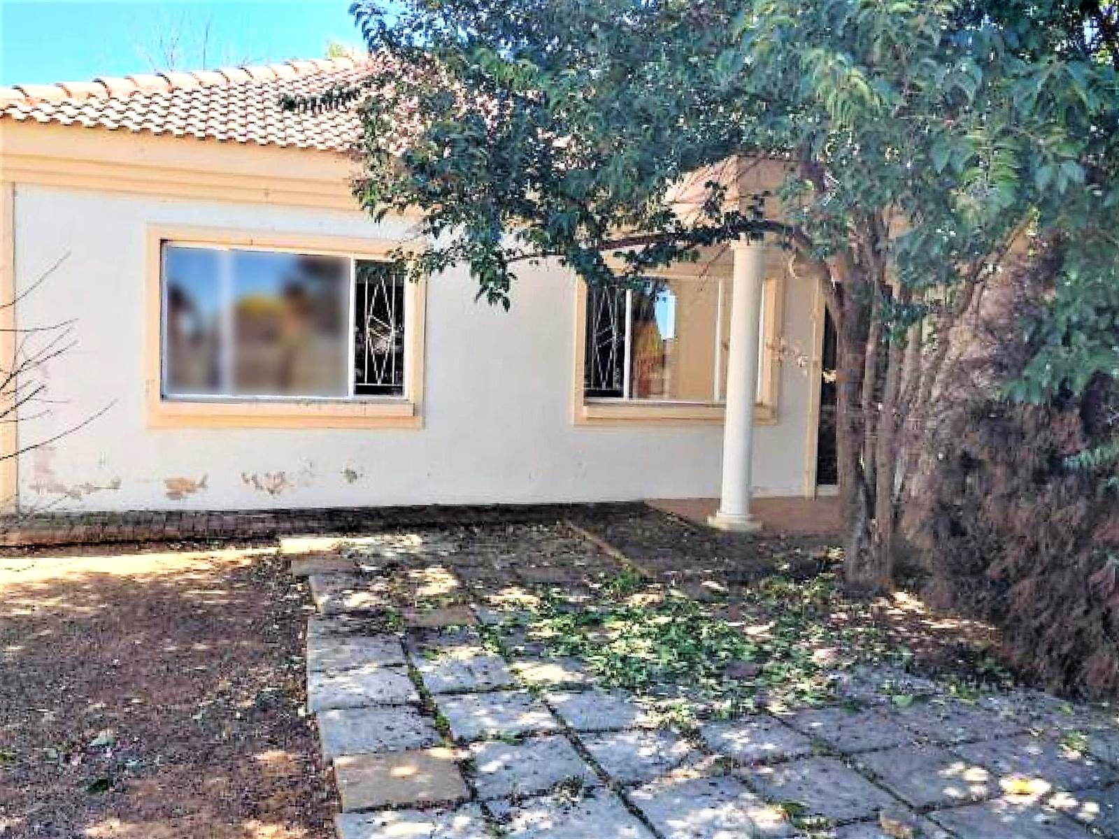 2 Bed House in Klerksdorp photo number 6