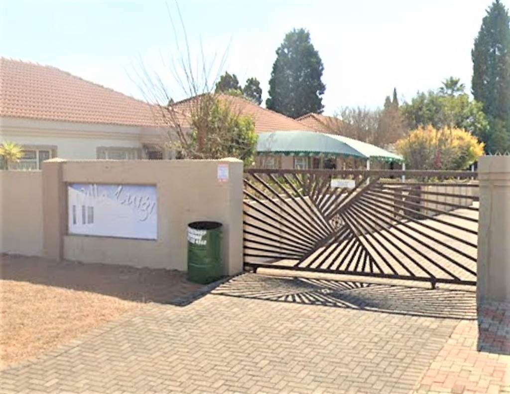 2 Bed House in Klerksdorp photo number 1