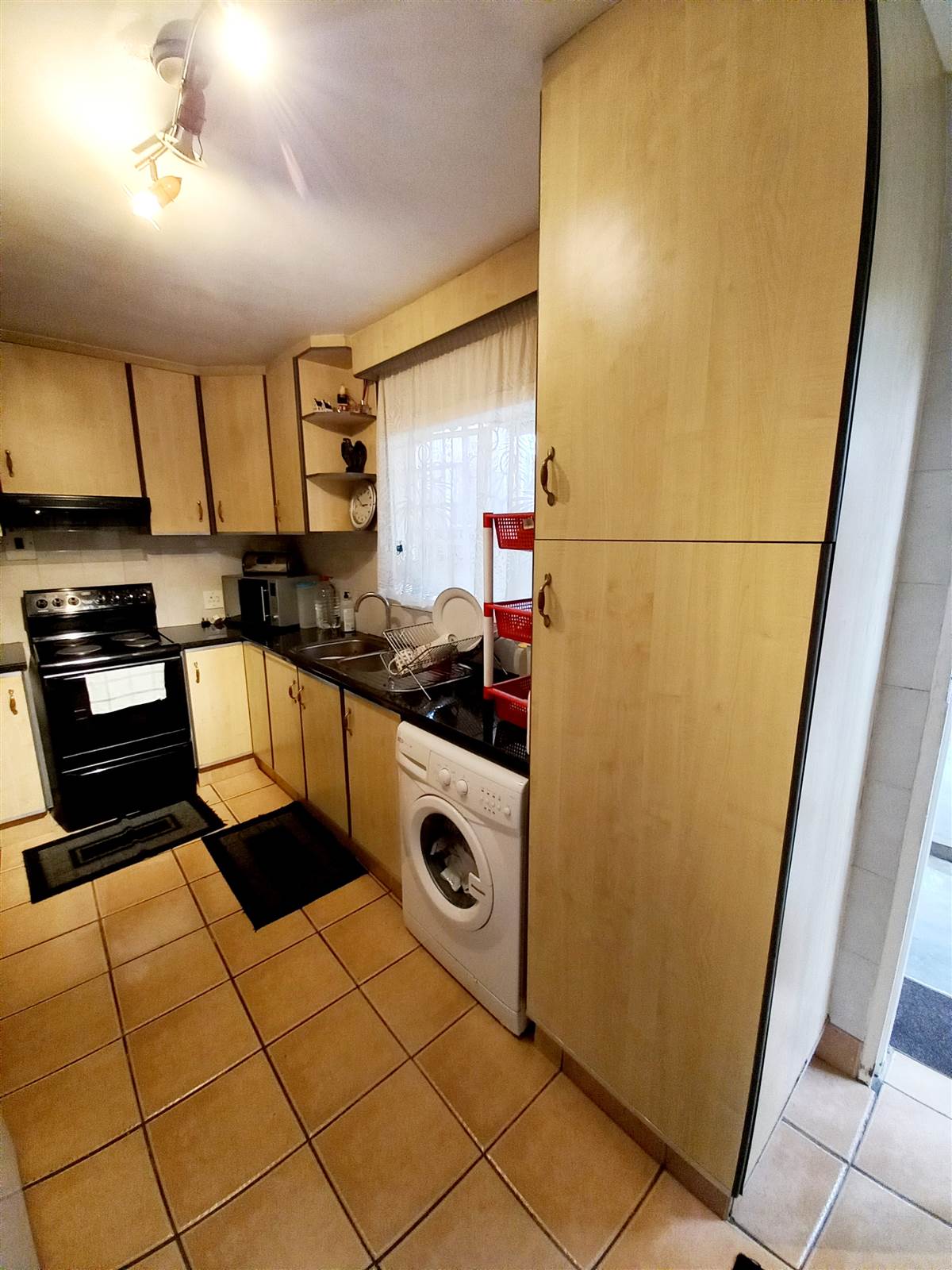 3 Bed House in Stanmore photo number 5