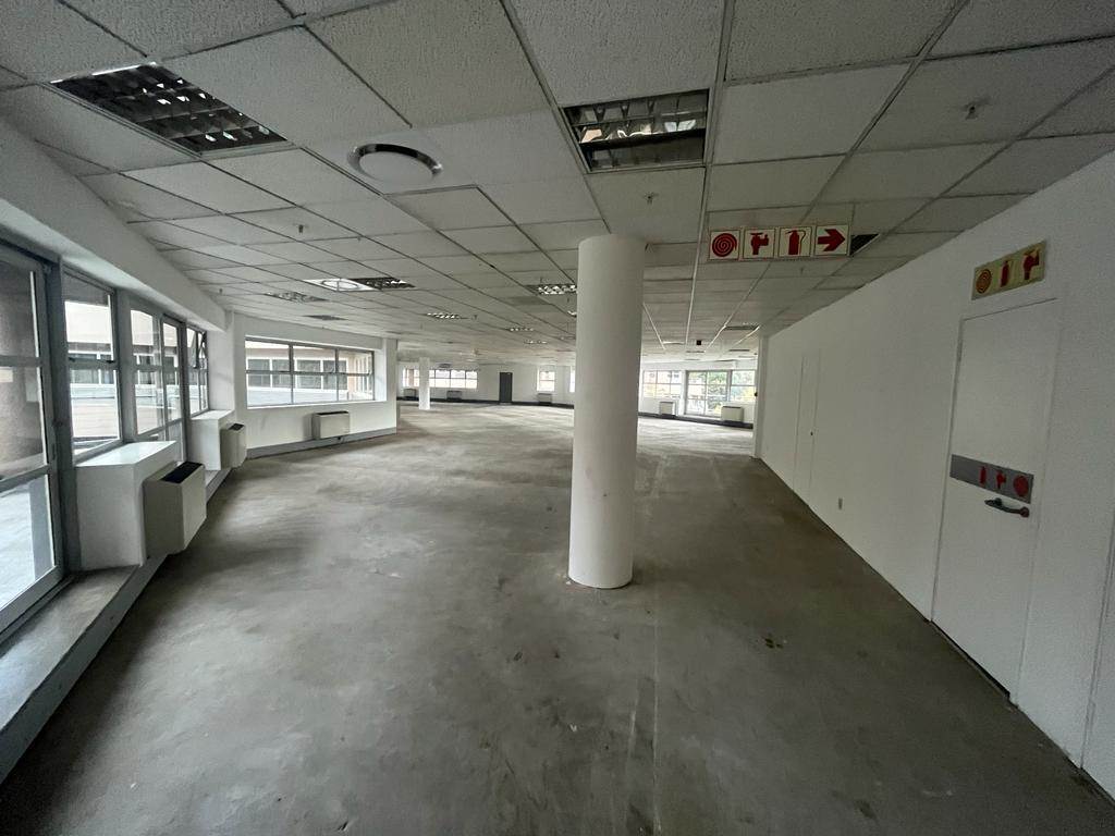 1322  m² Commercial space in Parktown photo number 7