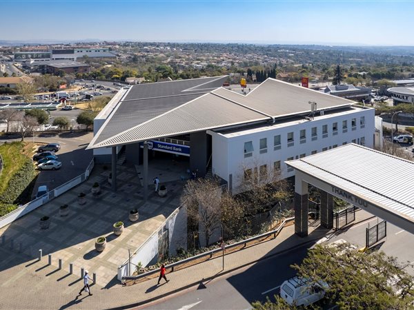 2 194 m² Commercial space 2 194 m² Commercial space