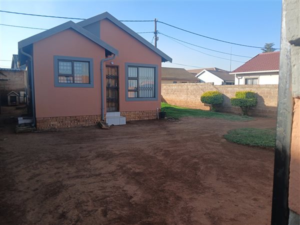 2 Bedroom House 2 Bedroom House