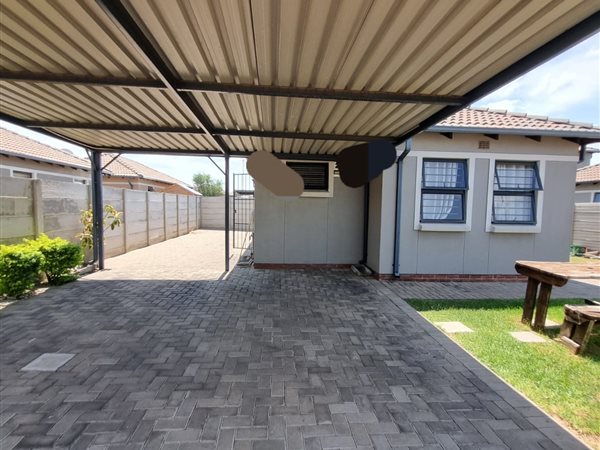 3 Bedroom House 3 Bedroom House