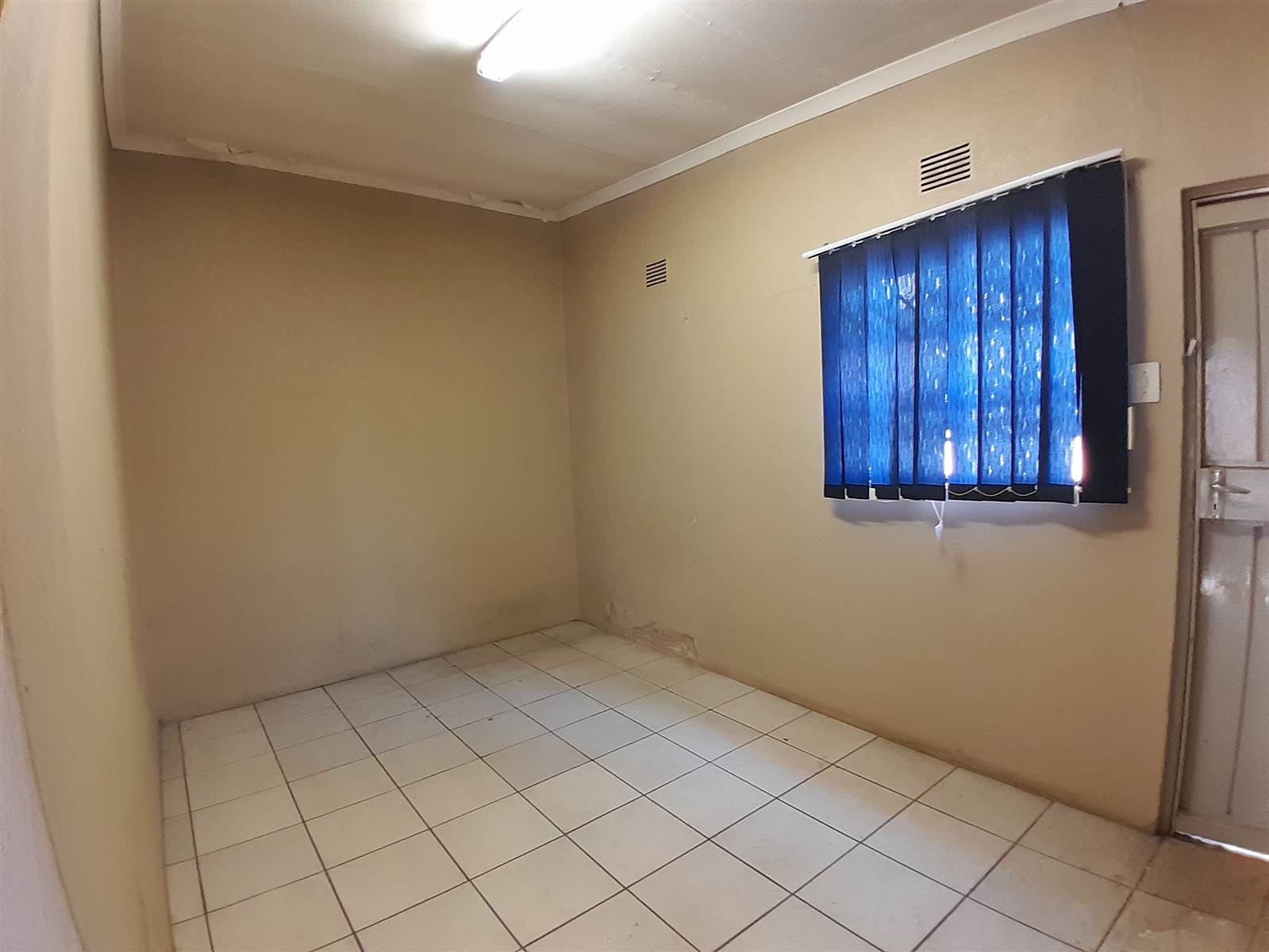 366  m² Commercial space in Rustenburg Central photo number 4