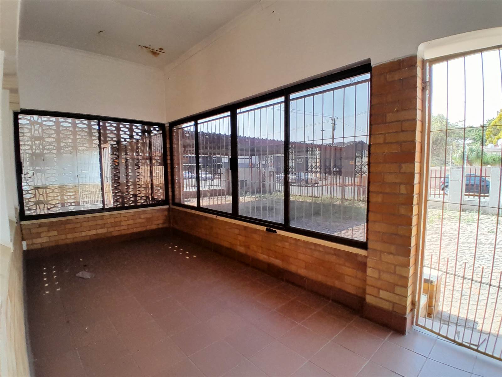 366  m² Commercial space in Rustenburg Central photo number 6