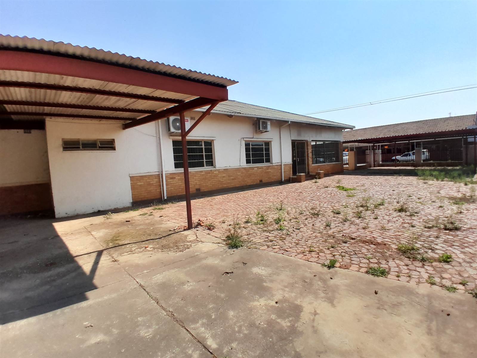 366  m² Commercial space in Rustenburg Central photo number 1