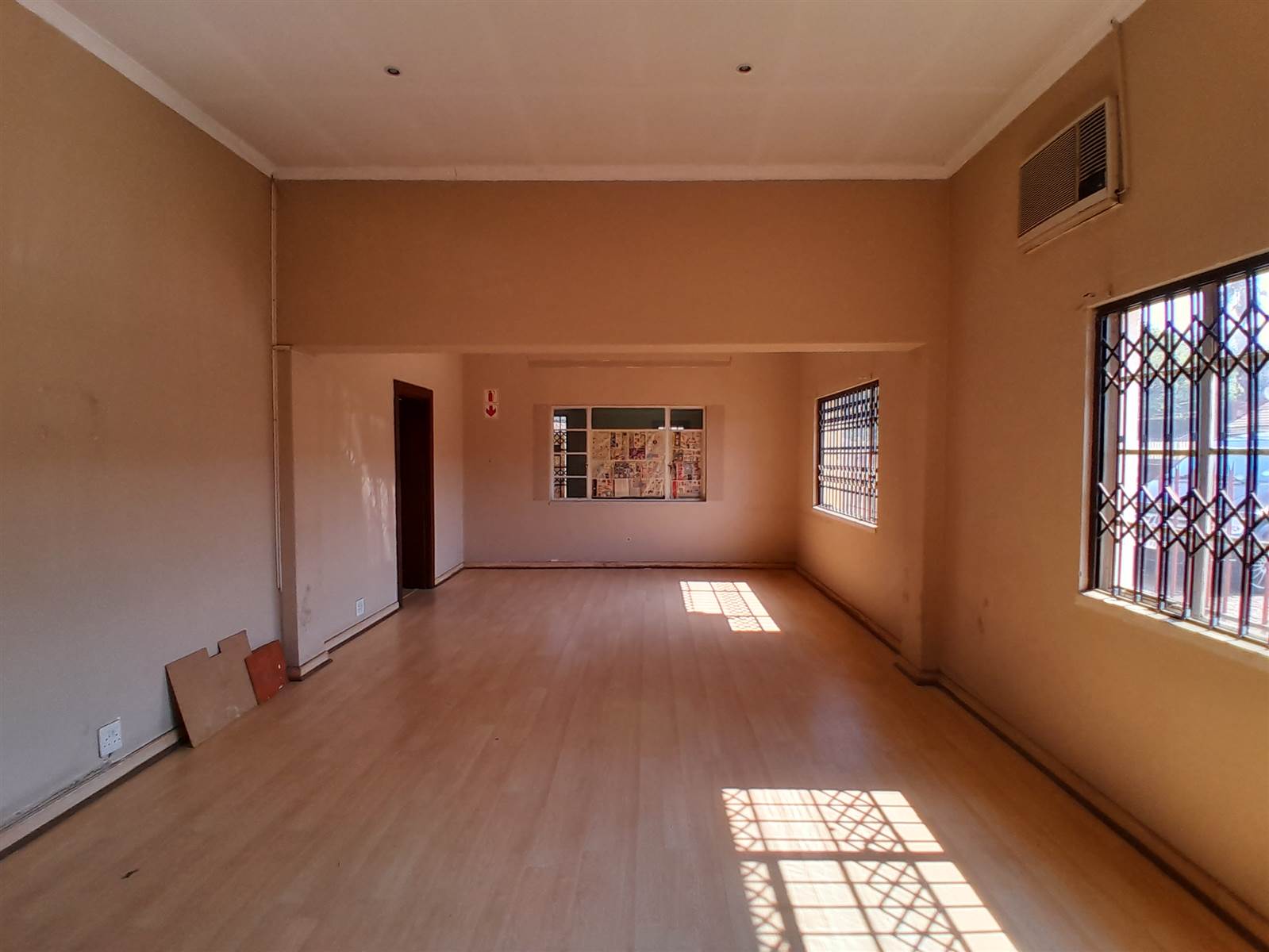 366  m² Commercial space in Rustenburg Central photo number 7