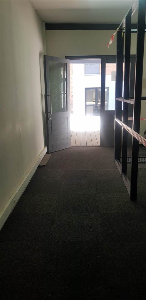 1 Bed Apartment in Braamfontein photo number 28