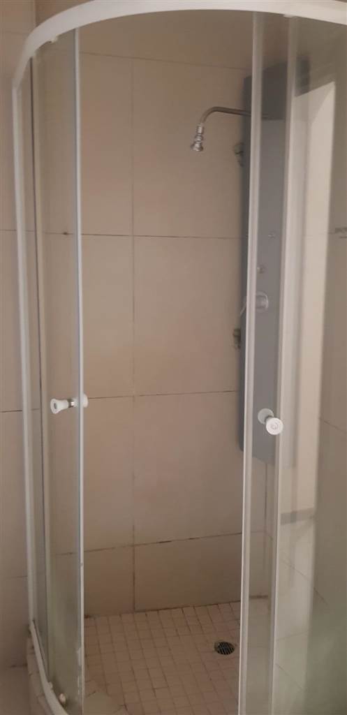 1 Bed Apartment in Braamfontein photo number 18