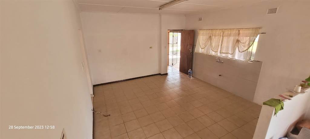 4 Bed House in Greytown photo number 9