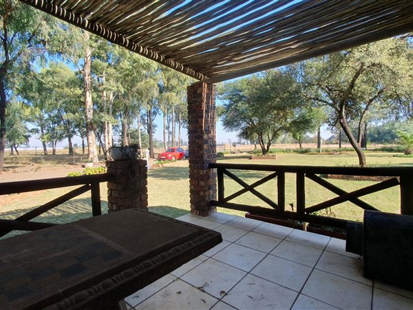 2.2 ha Smallholding 2.2 ha Smallholding