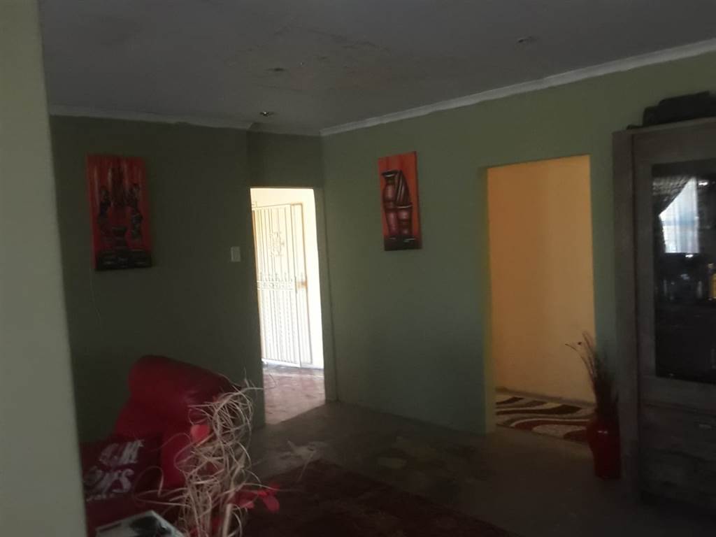 3 Bed House in Osizweni photo number 15
