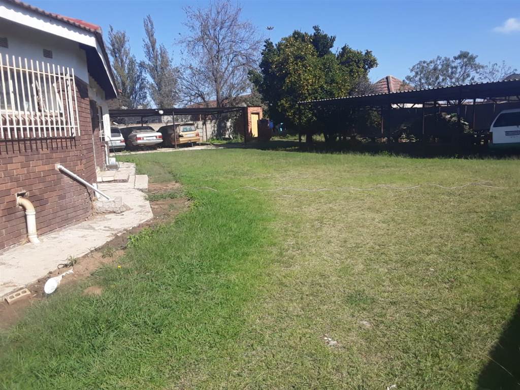 3 Bed House in Osizweni photo number 9
