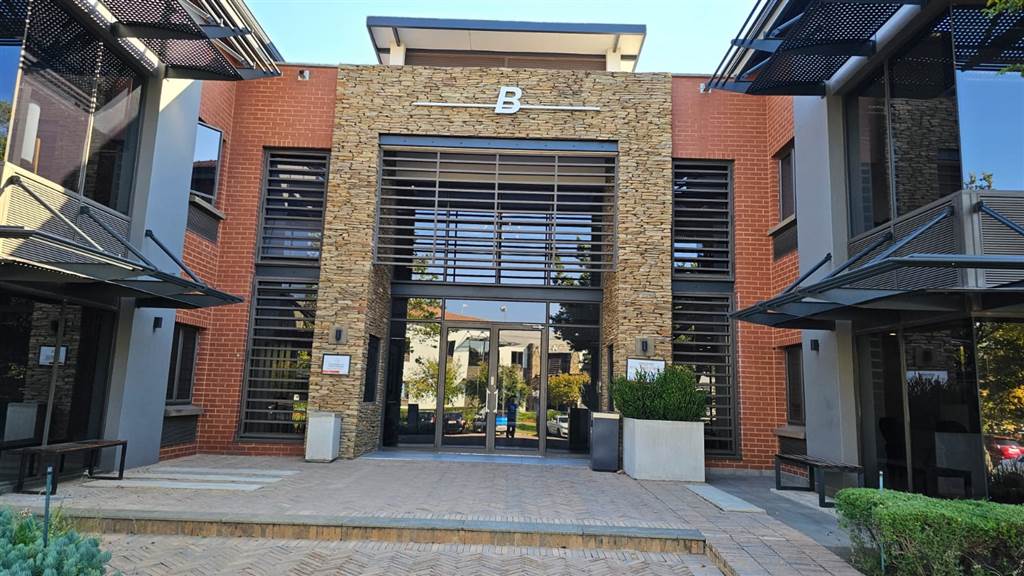 271  m² Office Space in Greenstone Hill photo number 1