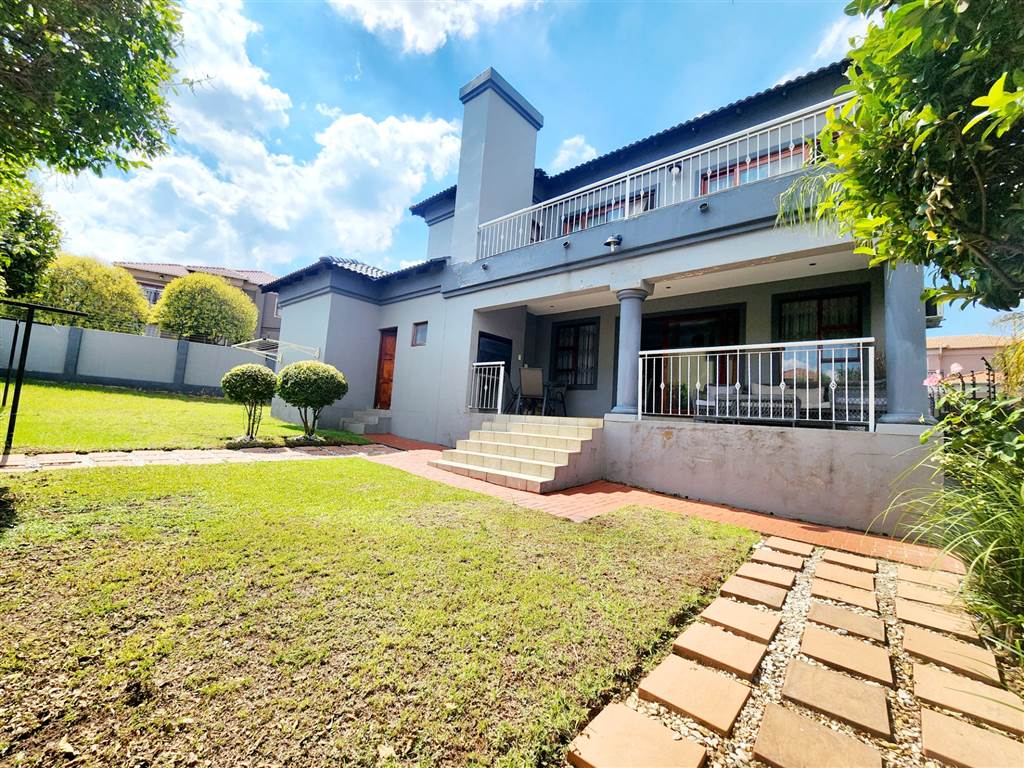 3 Bed House to rent in Southcrest RR4096832 Private Property