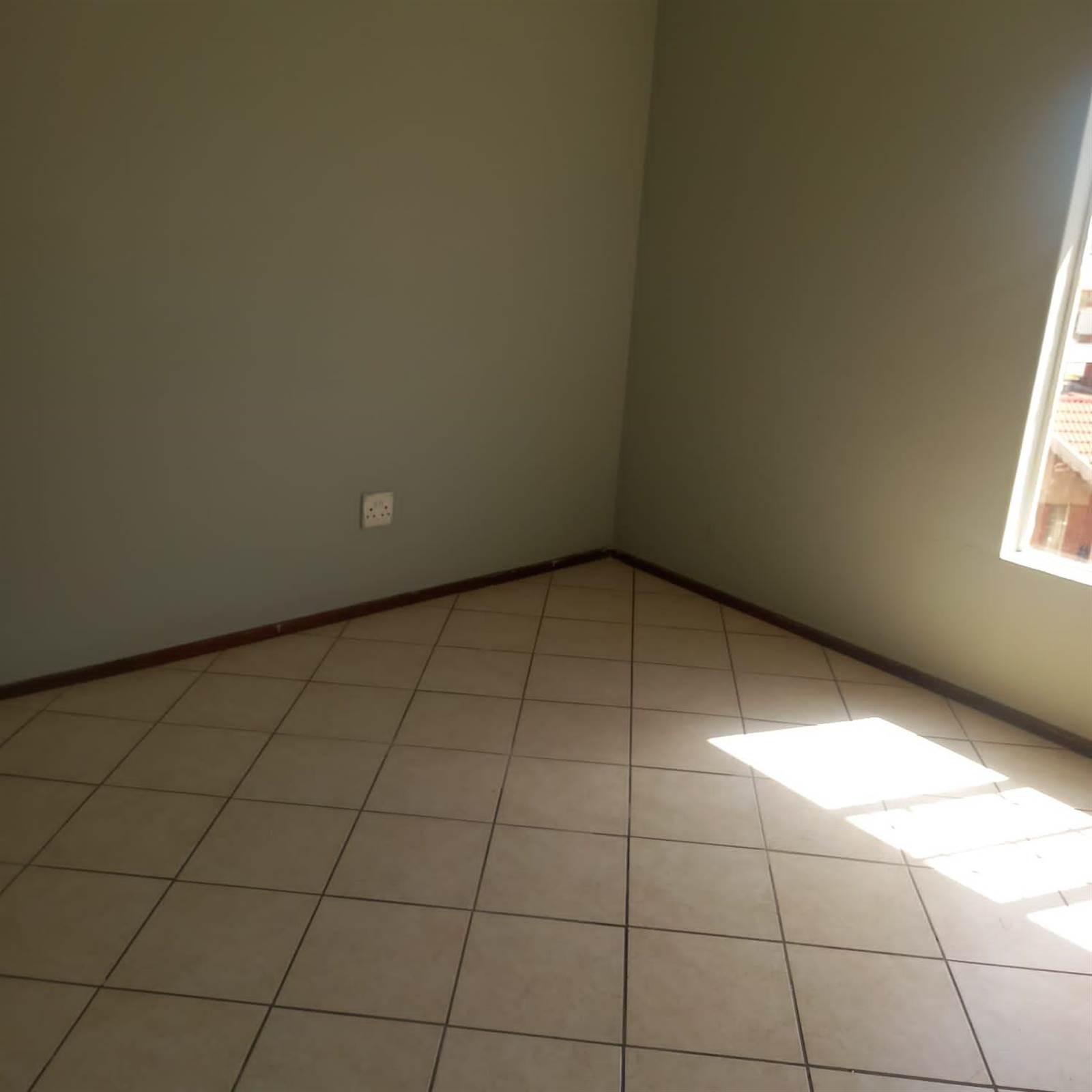 2 Bed Apartment in Chloorkop photo number 20