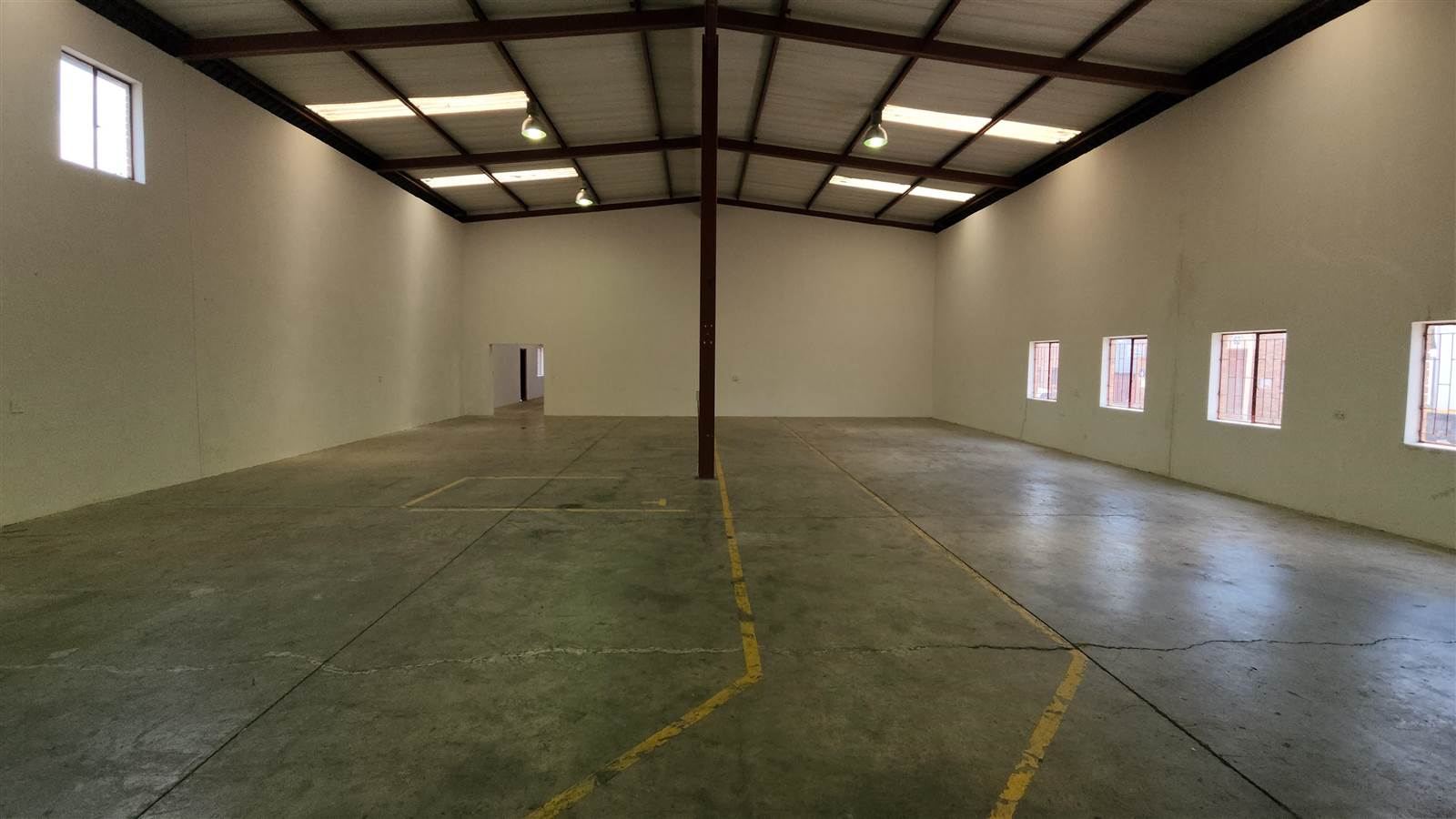 822  m² Industrial space in Kya Sands photo number 3