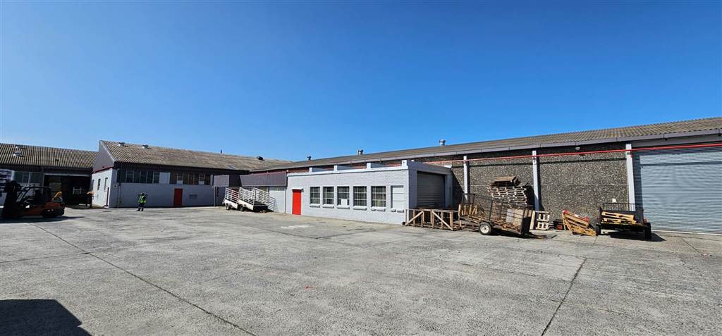 1810  m² Industrial space in Epping photo number 2