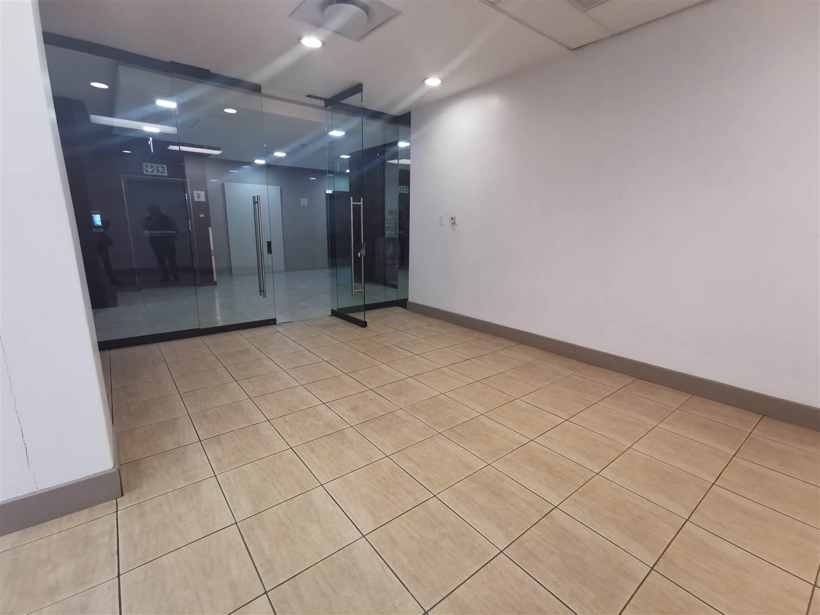 154  m² Commercial space in Stellenbosch Central photo number 1