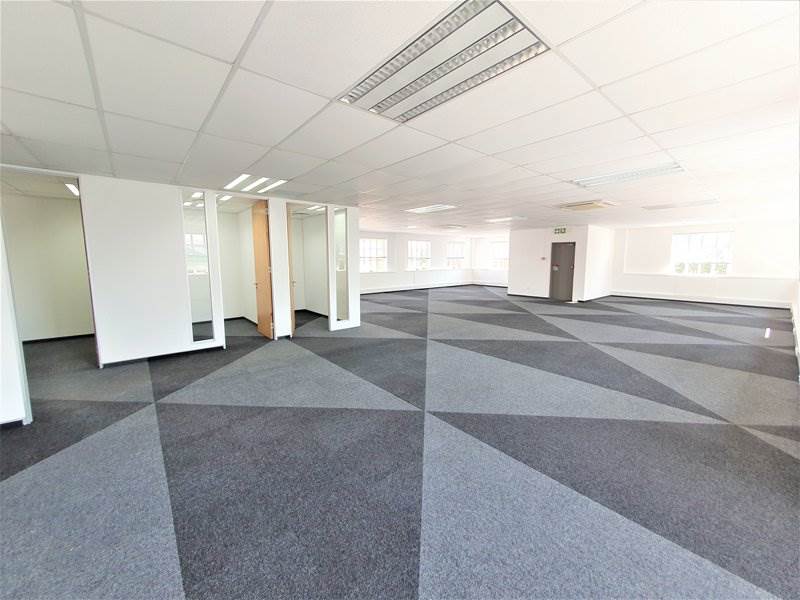 386  m² Office Space in Bryanston photo number 10