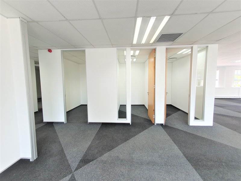 386  m² Office Space in Bryanston photo number 11