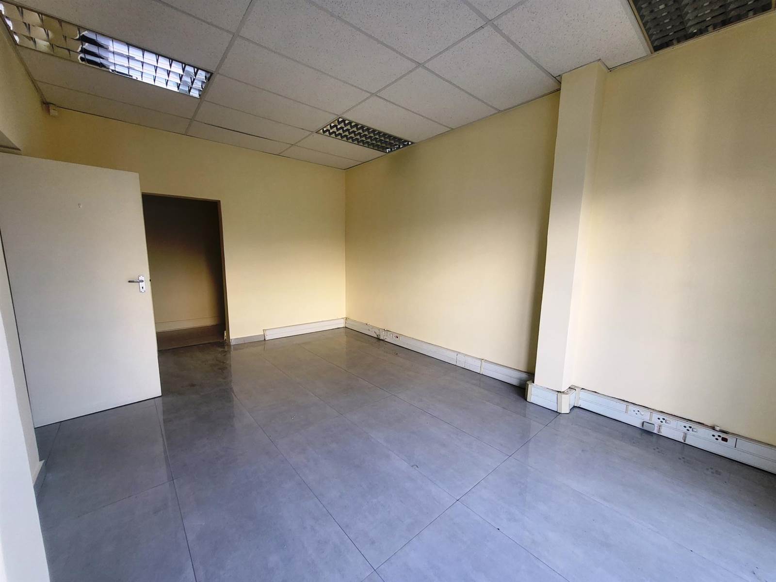 116  m² Office Space in Windermere photo number 21
