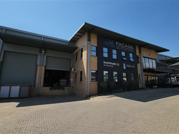 2348  m² Industrial space in North Riding