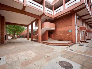 3 Bed Apartment in Jeppestown