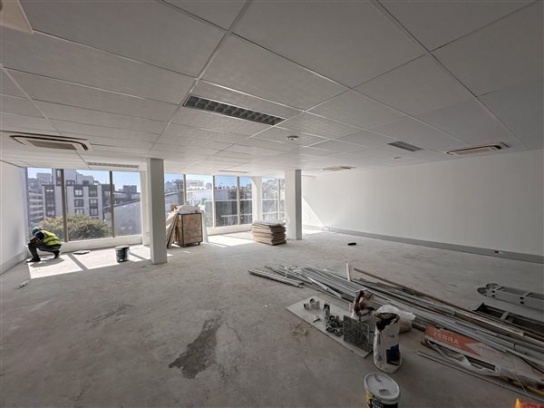 149  m² Commercial space in Sea Point