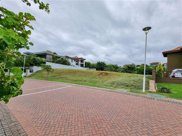 1006 m² Land available in Umhlanga Rocks