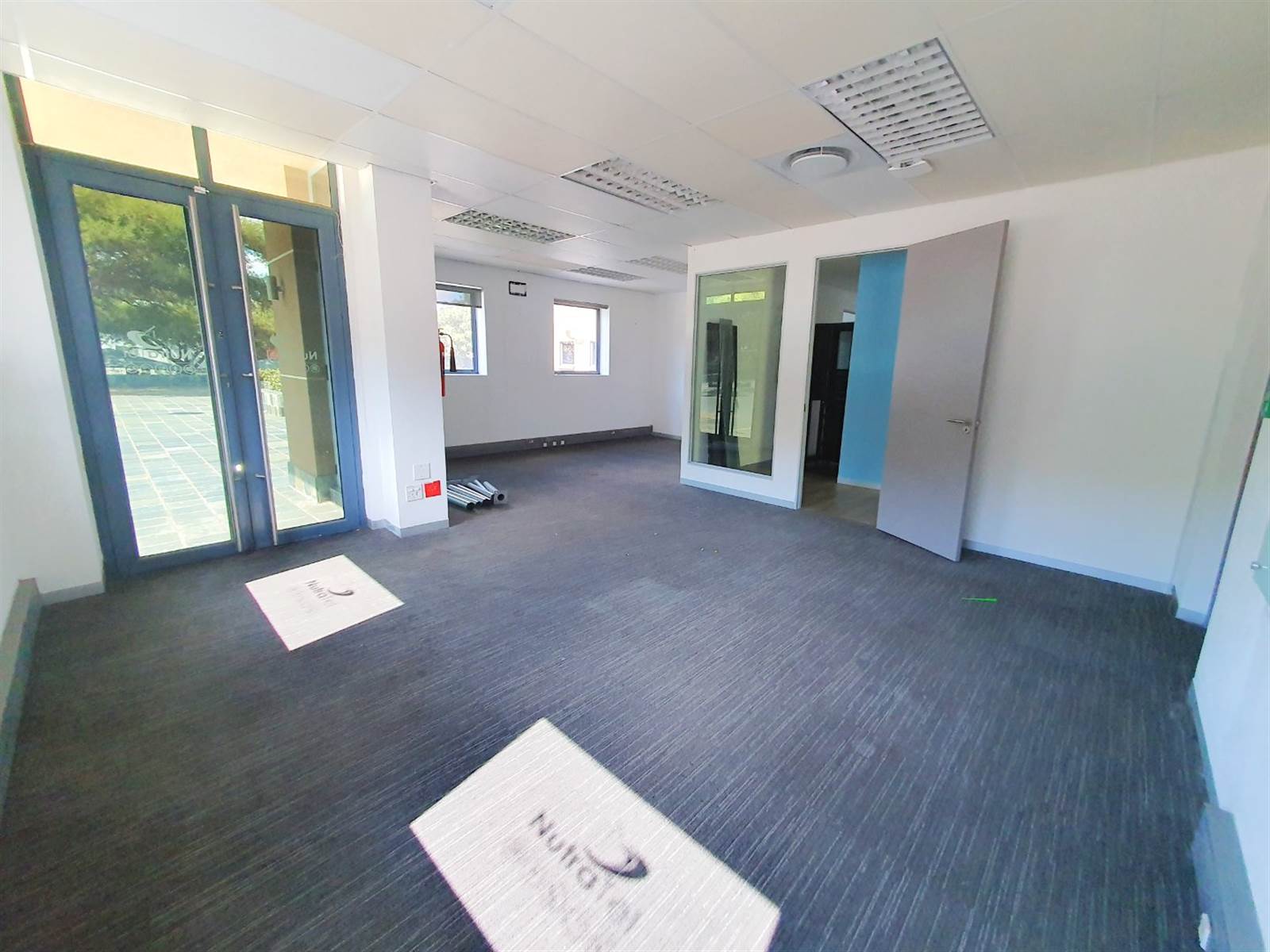 500  m² Office Space in Bryanston photo number 11