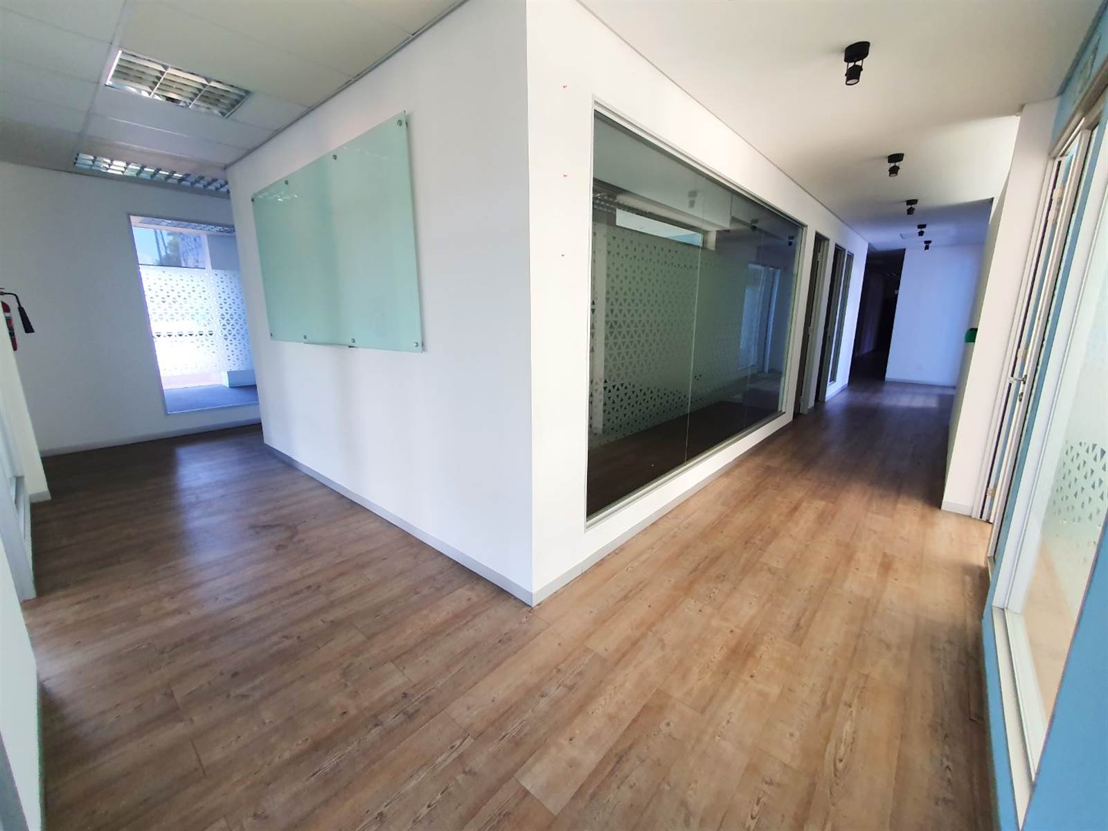 500  m² Office Space in Bryanston photo number 5
