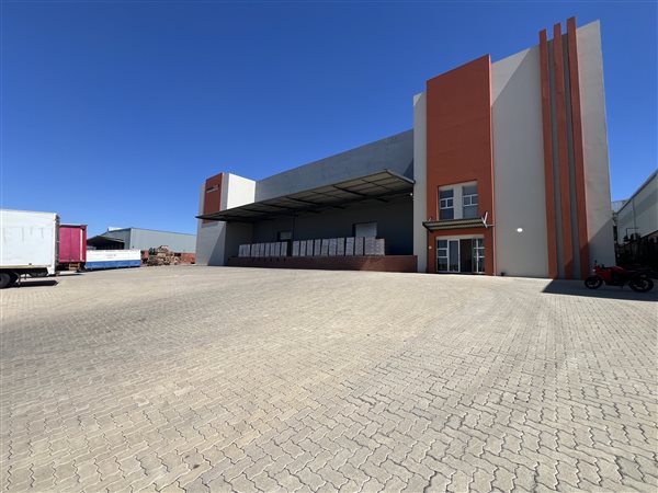 3 234  m² Industrial space