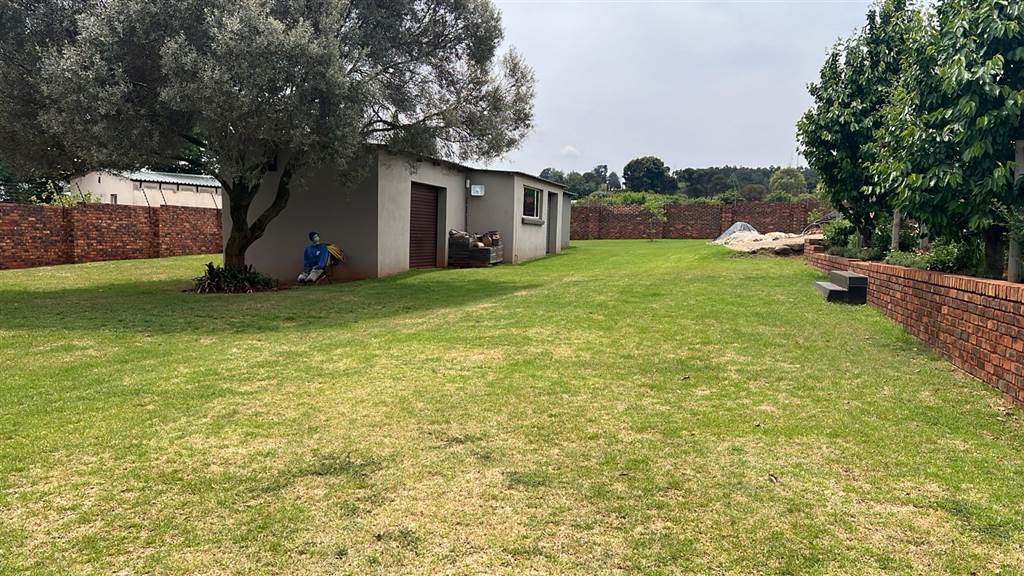 8800 m² Smallholding in Elandsfontein AH photo number 11
