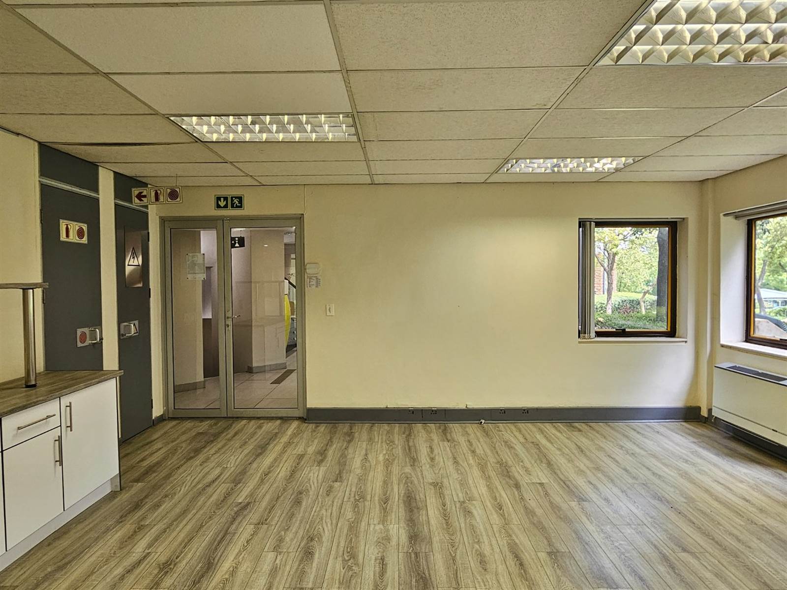 381  m² Commercial space in Woodmead photo number 5