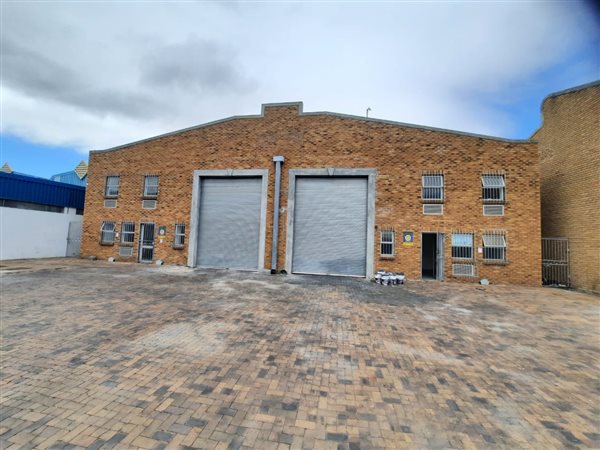 465  m² Industrial space in Beaconvale