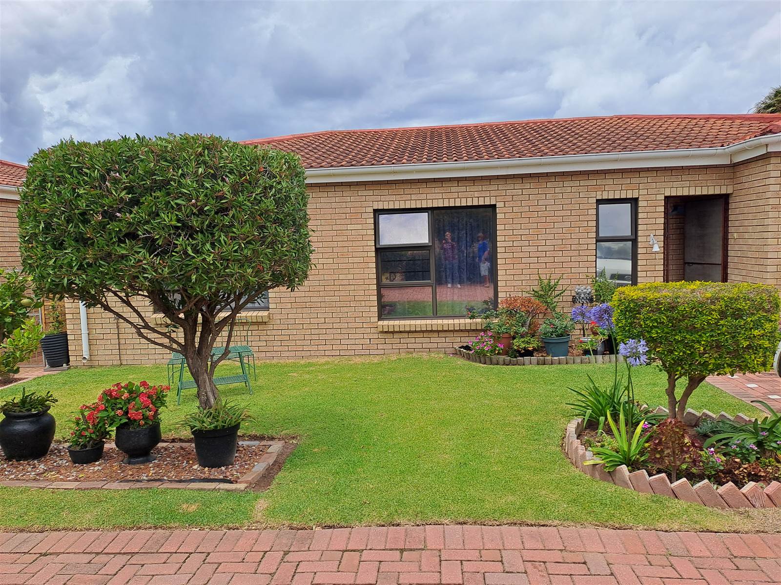 2 Bed Townhouse in Jeffreys Bay photo number 1