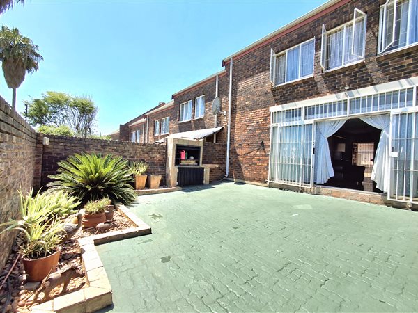 3 Bed Townhouse