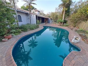 4 Bed House in West Riding