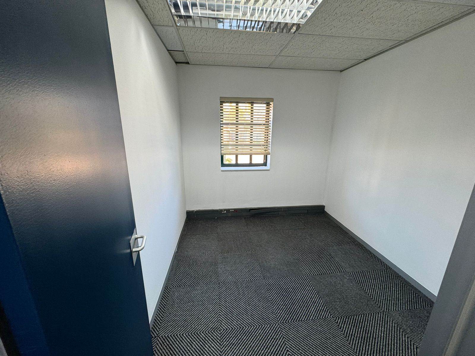 498  m² Commercial space in Sunninghill photo number 26