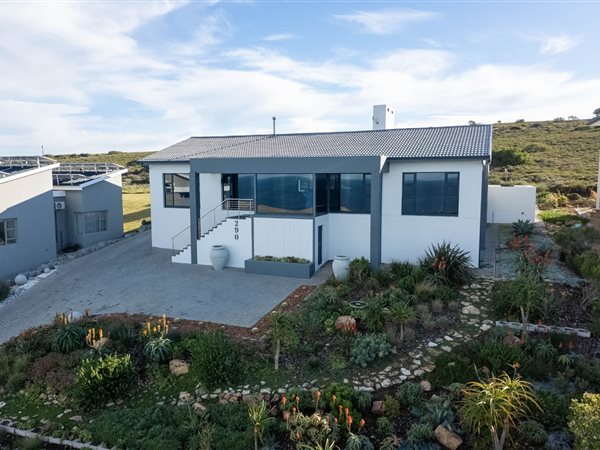 3 Bedroom House 3 Bedroom House