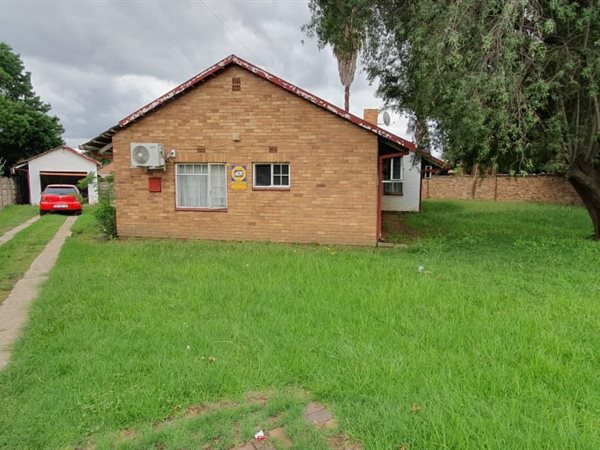 3 Bedroom House 3 Bedroom House