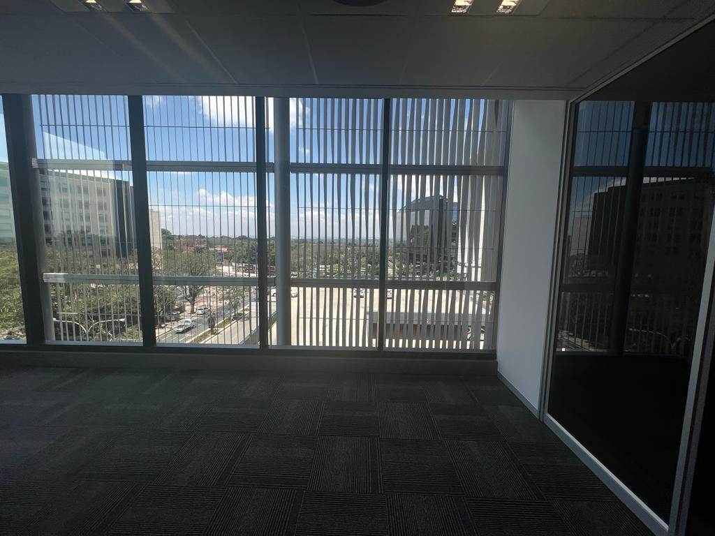 5200  m² Commercial space in Rosebank photo number 30