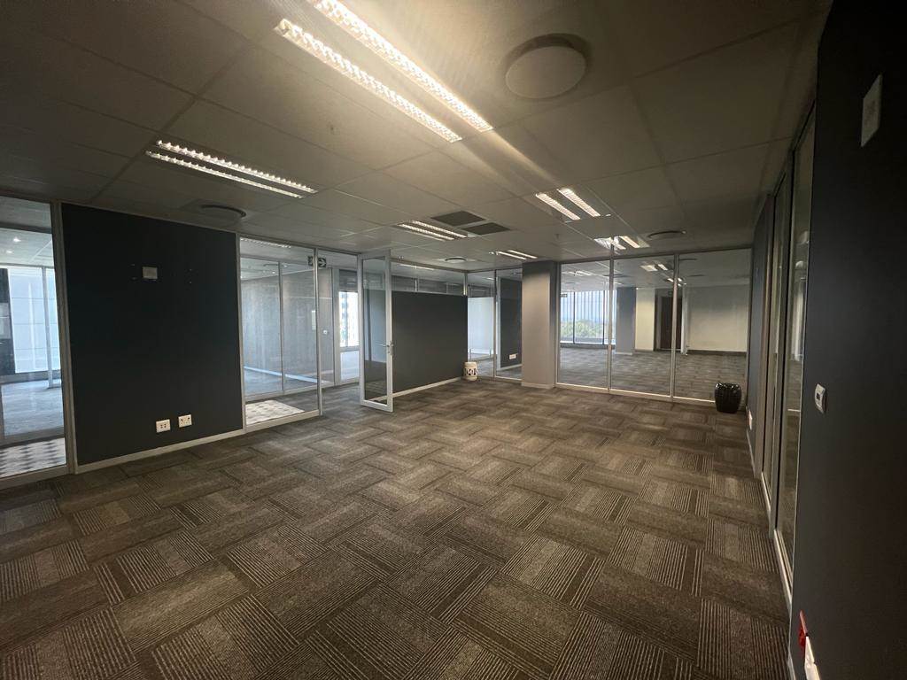 5200  m² Commercial space in Rosebank photo number 19