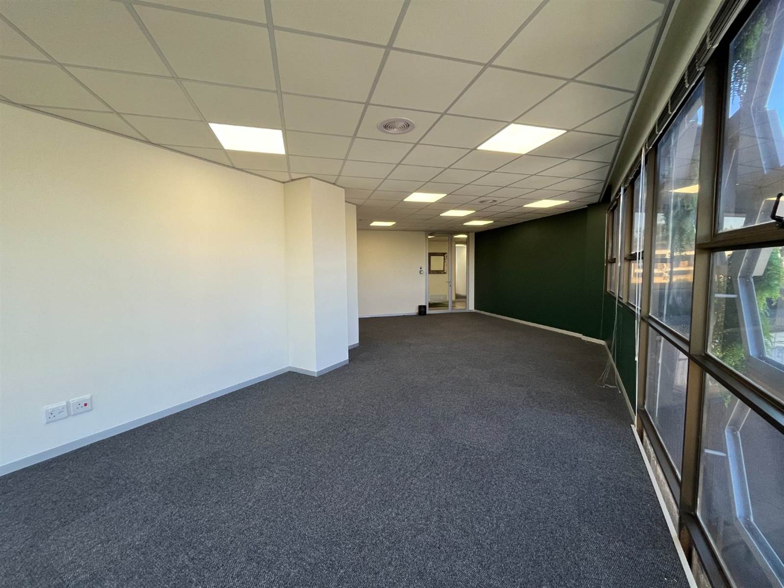 108  m² Office Space in Morningside photo number 7