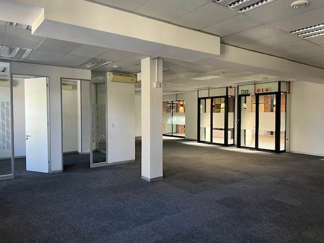 432  m² Commercial space in Rondebosch photo number 12